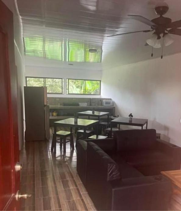 Sky Hostel La Fortuna Eksteriør bilde